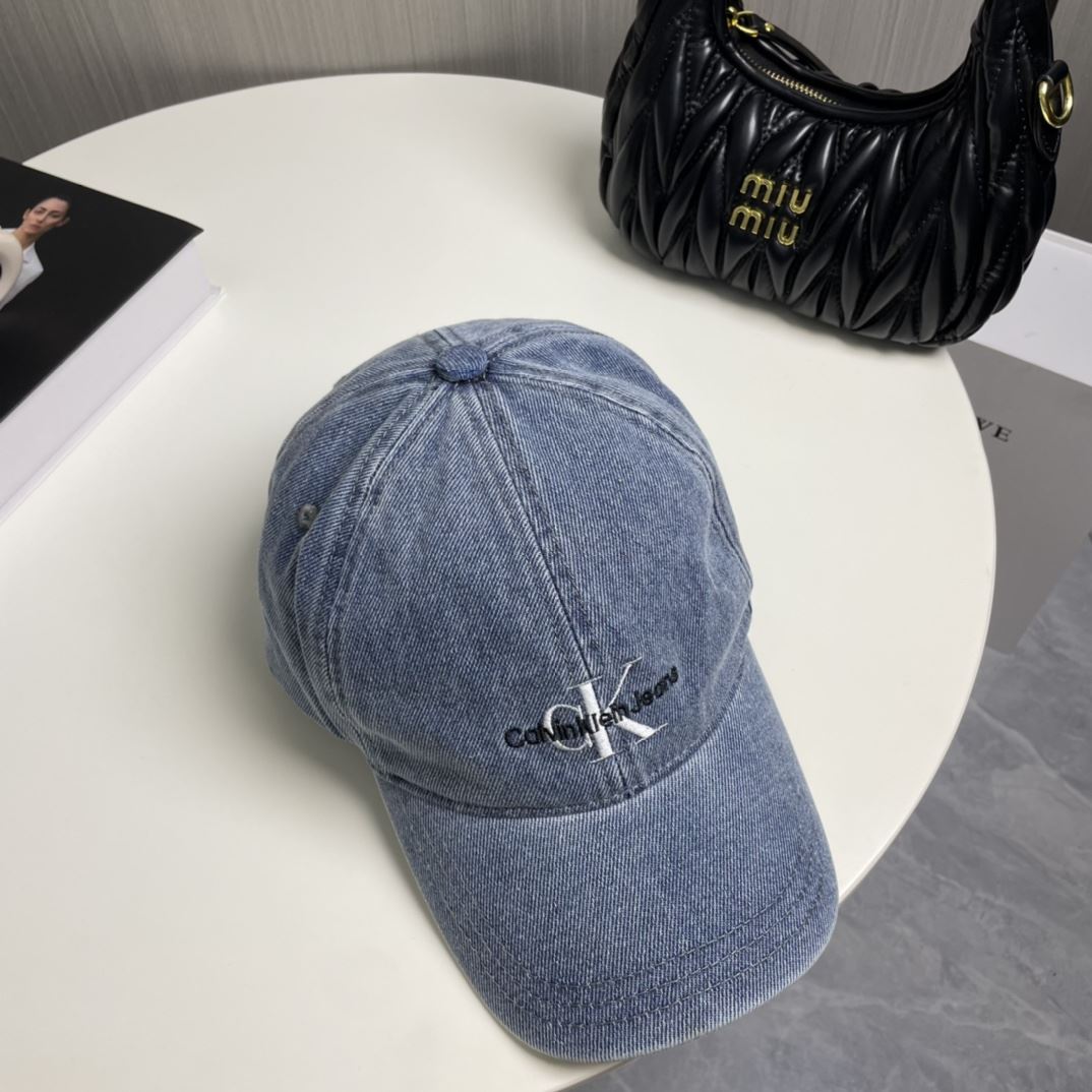 Louis Vuitton Caps